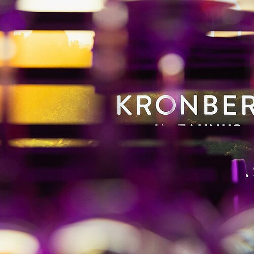 After Work Wine Tasting & Lounge 
Part 1 in #wohnzimmerkronberg 

Es war uns ein Fest, schön, dass Ihr alle da gewesen...
